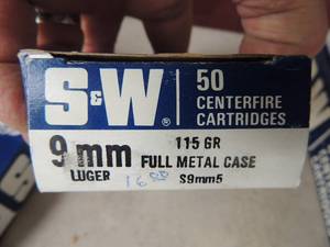 lot 118 image: S&W 9 mm casing 2 boxes