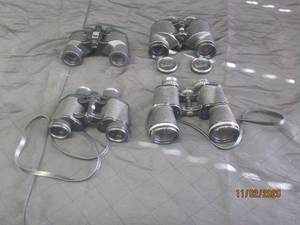 lot 89 image: 4 PAIR OF BINOCULARS EMPIRE- 260, SEARS- 473.2511100, BUSHNELL- T04025 AND A BANNER BY BUSHNELL IR-5052