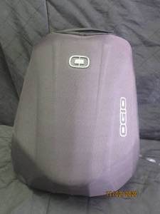 lot 92 image: MOTORCYCLE BACKPACK HARD SHELL 06IO NO DRAG1 MACH