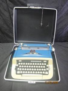 lot 110 image: ROYAL CUSTOM III