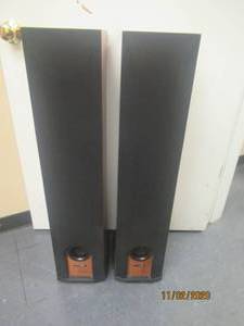 lot 123 image: DUO POLK AUDIO SPEAKERS  37TALL