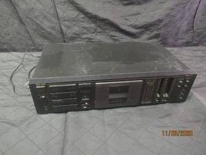 lot 209 image: NAKAMICHI BX-150 2 HEAD CASSETTE DECK POWERS ON