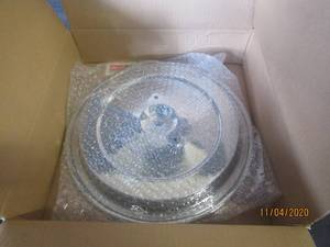 lot 272 image: K&N AIR CLEANER TOP MODEL 85-6844 NEW IN BOX