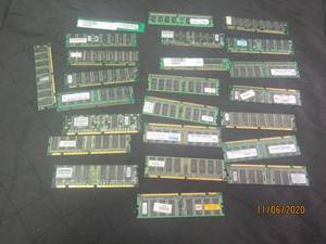 lot 169 image: 24 STICKS OF RAM PC MEMORY