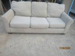 lot 321 image: TAN SOFA NEEDS CLEANING