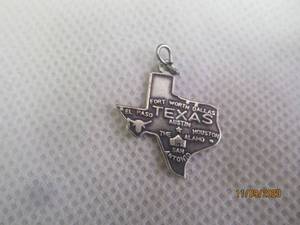 lot 331 image: TEXAS 925 STERLING SILVER NECKLACE CHARM&nbsp