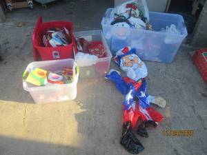 lot 365 image: GENEROUS AMOUNT OF CHRISTMAS DECOR&nbsp ( TOTES NOT INCLUDED )