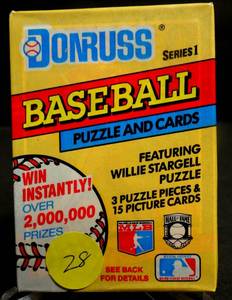 lot 28 image: Vintage 1991 Donruss Series 1 Baseball Cards Wax Pack sealed -15 Cards Per Pack