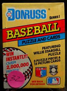 lot 32 image: Vintage 1991 Donruss Series 1 Baseball Cards Wax Pack sealed -15 Cards Per Pack