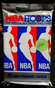 lot 44 image: WOW 1989 NBA Hoops Unopened Wax Pack Chance for Mint Jordan Bulls (15 cards)