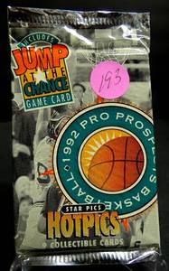 lot 193 image: 1992 STAR PICS HOT PICS PRO PROSPECTS BASKETBALL FOIL PACK