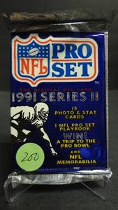 lot 200 image: 1991 Series 2 NFL Pro Set Football Cards Unopened Pack - FAVRE ROOKIE