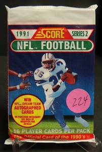 lot 224 image: 1991 Score Series 2 Football Cards   Brett Favre RC