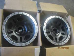 lot 53 image: Pro Comp 5129-78573 Pro Comp 17x8.5 Wheel with 5 on 5 Bolt Pattern - Satin Black with Machine Lip
