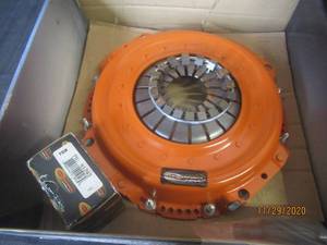 lot 61 image: Centerforce DF067304 94-97 Ford Super Duty Centerforce Dual Friction Clutch Kit