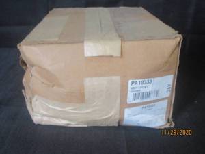 lot 100 image: Daystar PA10333  2015-2016 SierraSilverado 25003500, 3 Body Lift Kit