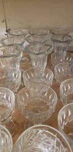 lot 22 image: Assorted Glassware