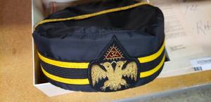 lot 53 image: Masons Black Cap