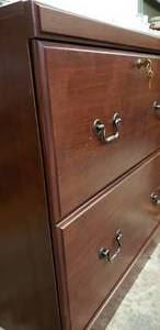 lot 56 image: Double Drawer Locking File Cabinet (30x21x30 Approx)