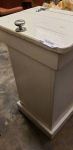 lot 77 image: Wooden Trash Bin with Lid