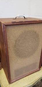 lot 81 image: Antique Speaker