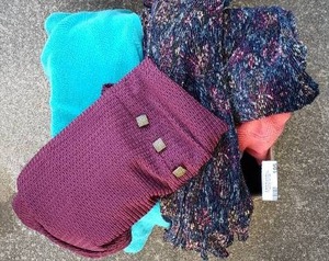 lot 105 image: Gently Used Womens Apparel