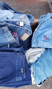 lot 126 image: Denim Clothing Lot Including Levis
