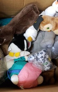 lot 174 image: Stuffed Animals Lot