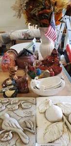 lot 140 image: Ceramics and Animals Lot