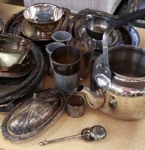 lot 79 image: Silver Looking Items Lot