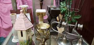 lot 159 image: Home Decor with Candle Holders