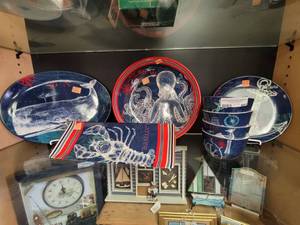 lot 665 image: CERTIFIED INTERNATIONAL PIER 45 SERVING BOWL (13.5 D) AND PLATTER (16 W), TIM COFFEY NAUTICAL SERVING PLATTER AND SET OF BOWLS IN STYLESDESIGNS AS SHOWN.