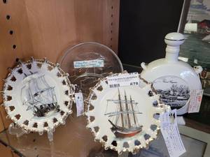 lot 678 image: VINTAGE ALTENKUNSTADT PORCELAIN DECANTER (W. GERMANY) AND PAIR OF VINTAGE NORLEANS DECORATIVE PLATES (JAPAN) IN STYLESDESIGNS SHOWN.