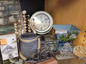 lot 679 image: SHANNON CRYSTAL FISH WINE BOTTLE STOPPER, DECORATIVE PLANTER, SHIP AND FISH DECOR AND MORE AS SHOWN.