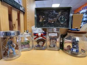 lot 689 image: CUSTOM MADE GLASS JAR ARRANGEMENTS IN ASSORTED THEMES AS SHOWN.