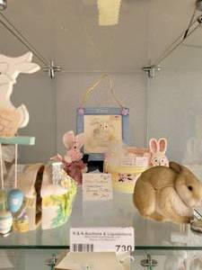 lot 730 image: BUNNY DECOR, STONE CRITTERS BOX, PLANTER, PLAQUE AND MORE AS SHOWN.
