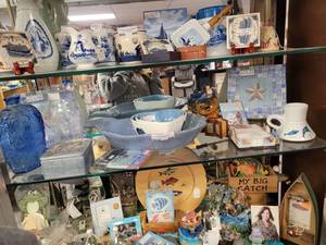 lot 856 image: 3 PC EARTHENWARE BOWLS, STONEWARE PLATE, GLASS DECANTER AND MORE AS SHOWN.