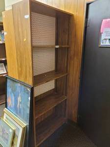 lot 989 image: WOODEN BOOKCASE  SHELF UNIT WITH PEGBOARD IN STYLECOLOR SHOWN.