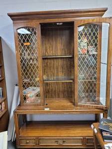 lot 1066 image: VINTAGE CHINA CABINET WITH GLASS DOORS IN STYLECOLORCONDITION SHOWN.