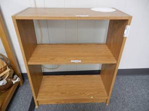 lot 903 image: 3-TIER BOOKCASESHELF IN STYLE SHOWN.