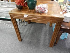 lot 927 image: ACCENT  SIDE TABLE IN STYLECOLORCONDITION SHOWN. CONTENTS SHOWN NOT INCLUDED