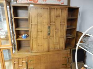 lot 966 image: VINTAGE WOODEN DISPLAY  ENTERTAINMENT CABINET IN STYLECOLORCONDITION SHOWN. CONTENTS SHOWN NOT INCLUDED (DELAYED PICK UP BETWEEN 200 PM AND 400 PM)