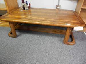 lot 977 image: VINTAGE WOODEN COFFEE TABLE IN STYLECOLOR SHOWN. CONTENTS SHOWN NOT INCLUDED