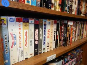 lot 1117 image: LOT OF ASSORTED VHS MOVIES AS SHOWN. (TIER 3 ONLY)