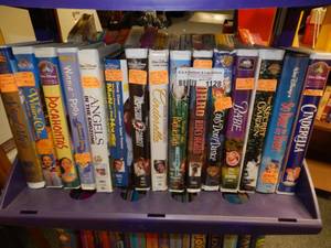 lot 1128 image: LOT OF ASSORTED DISNEY VHS MOVIES AS SHOWN.