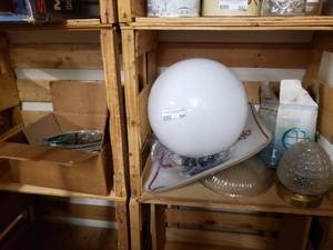 lot 941 image: LIGHT FIXTURES AS SHOWN.