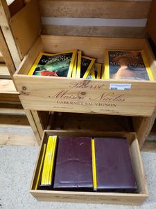 lot 960 image: NATIONAL GEOGRAPHIC BOOKS AS SHOWN.