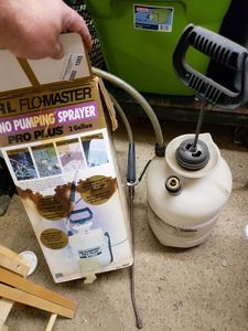 lot 1085 image: FLOMASTER NO PUMPING SPRAYER AS SHOWN.