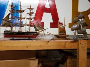 lot 1167 image: WOOD AND METAL BOATSHIP MODELS AS SHOWN.