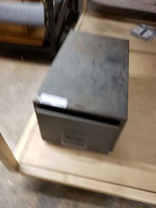 lot 1196 image: METAL BOX WITH VINTAGE TOOLS AS SHOWN.